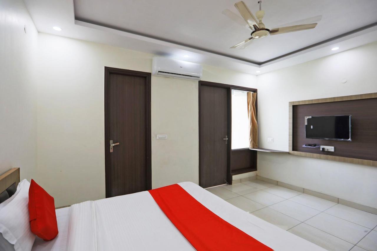 Oyo 48501 Dayal Regency Hotel Hapur Exterior photo
