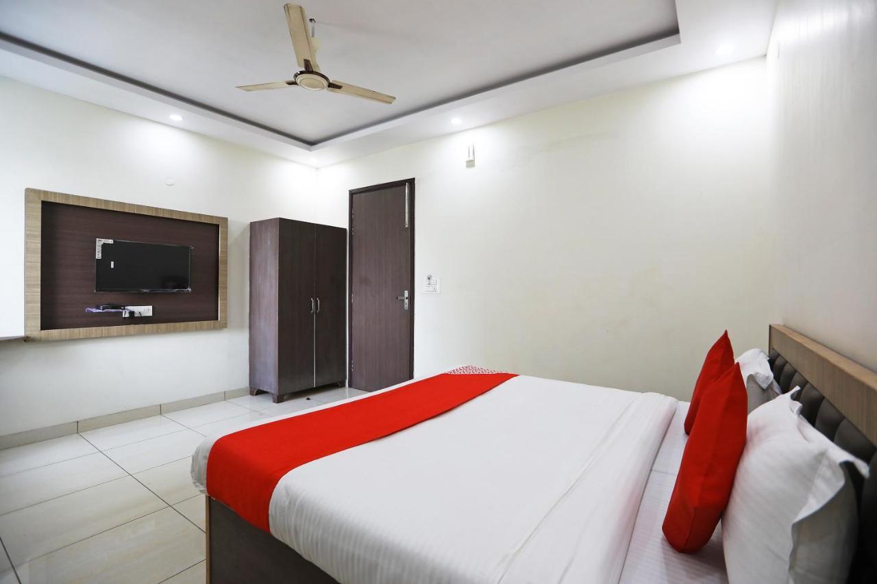 Oyo 48501 Dayal Regency Hotel Hapur Exterior photo